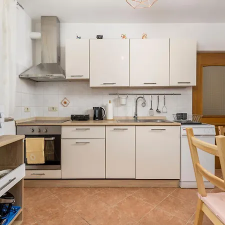 Apartma Edi * Koper