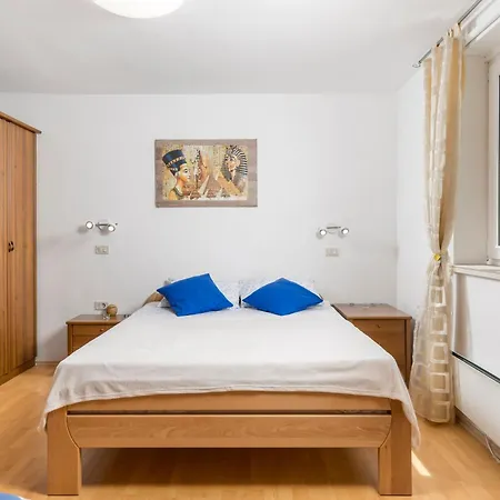 Apartma Edi Apartman *